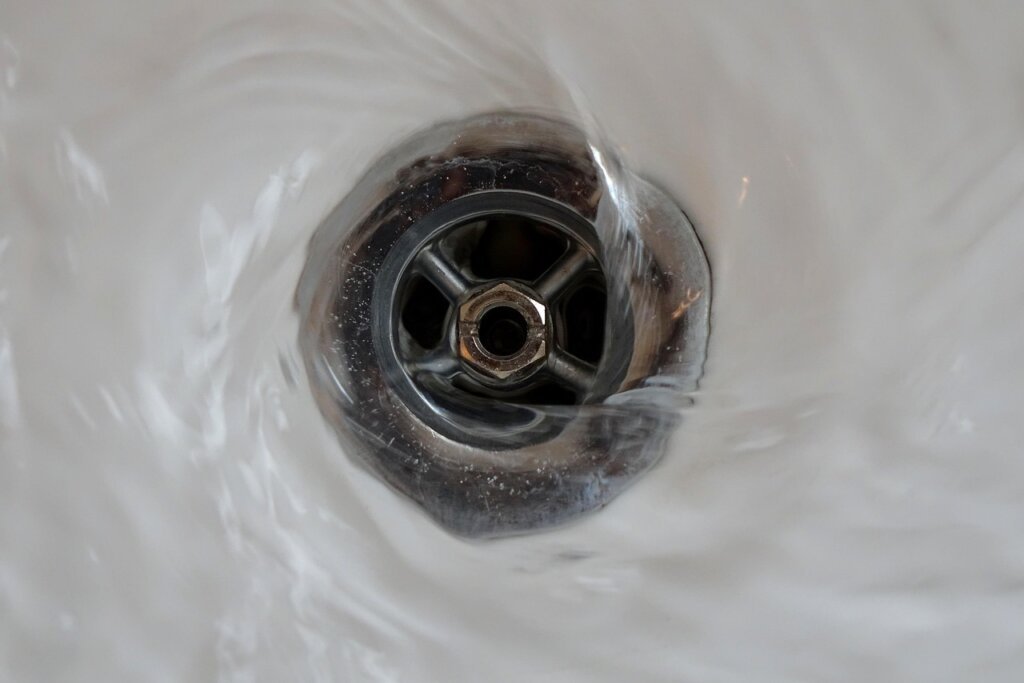 bathroom drain trap cross section diagram