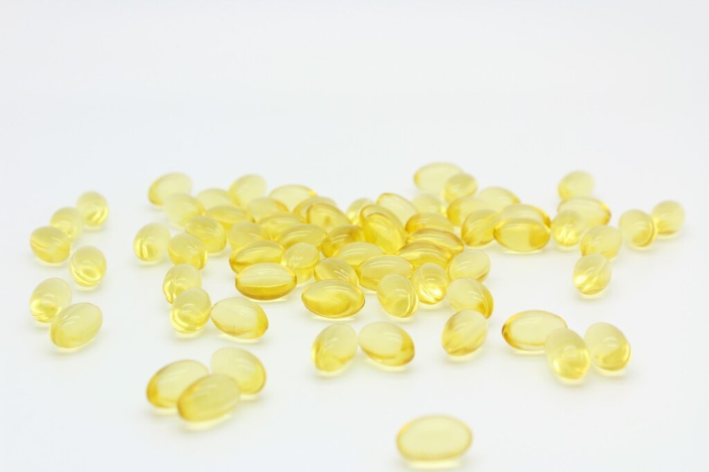 comparison chart of omega-3 EPA DHA ratios for different health goals