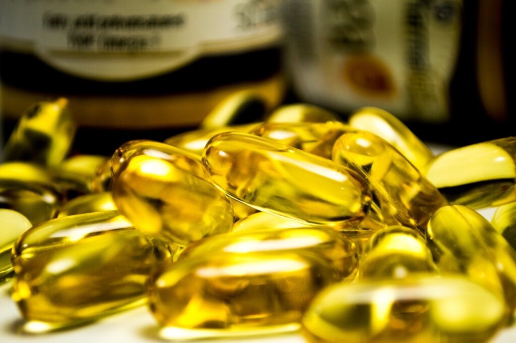 selenium supplement label closeup showing selenomethionine ingredient